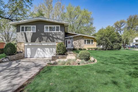 1350 Brookside Ln, Northbrook, IL 60062