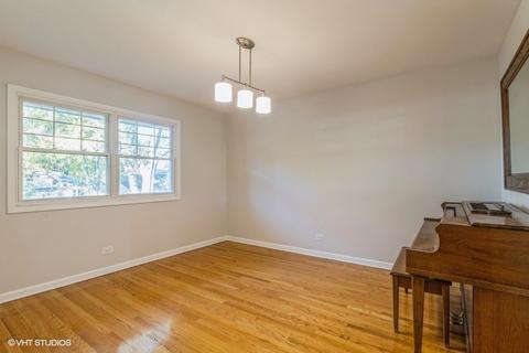 339 Bennett Ln, Des Plaines, IL 60016 photo 8