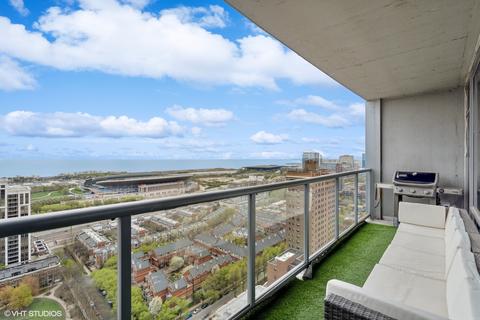 100 E 14th St #2803, Chicago, IL 60605 photo 5