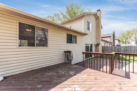112 Thackeray Dr, Bolingbrook, IL 60440 photo 21