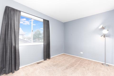 112 Thackeray Dr, Bolingbrook, IL 60440 photo 15