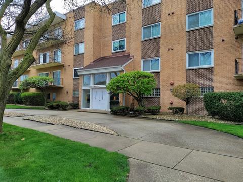 9620 S Komensky Ave #108, Oak Lawn, IL 60453