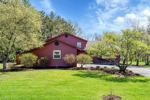 6 N933 Crestwood Dr, Saint Charles, IL 60175