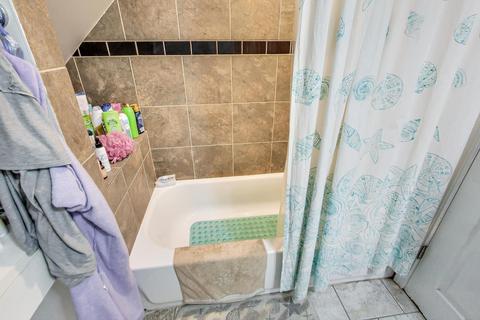 4237 W School St, Chicago, IL 60641 photo 47