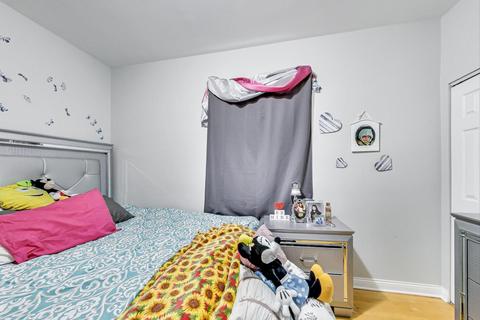 4237 W School St, Chicago, IL 60641 photo 32