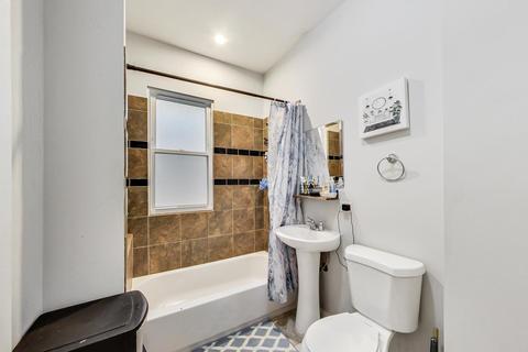 4237 W School St, Chicago, IL 60641 photo 13