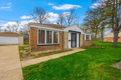 27 Oak Ln, Park Forest, IL 60466