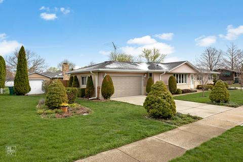 8940 Kathy Ct, Orland Park, IL 60462