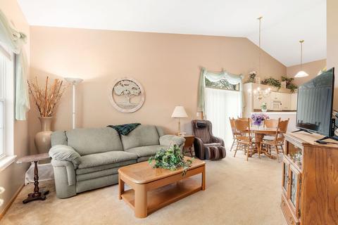 2818 Sun Valley Dr, Plainfield, IL 60586 photo 4