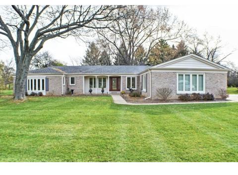 1568 N 5th Ave, Saint Charles, IL 60174