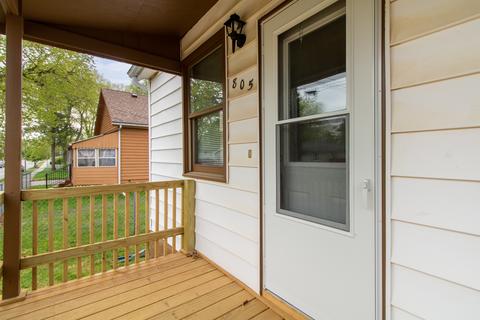 805 S Wright St, Bloomington, IL 61701 photo 2