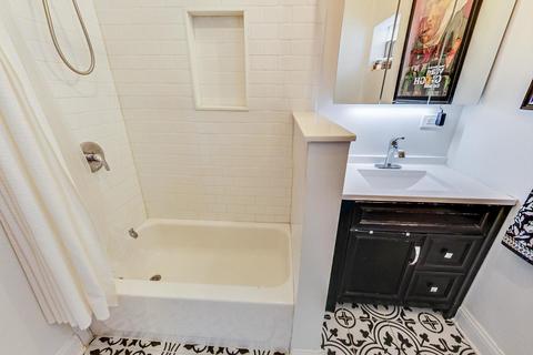 3235 S May St, Chicago, IL 60608 photo 36