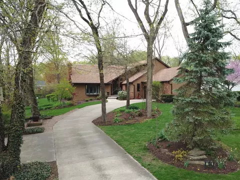 104 Arrowhead Trl, Morris, IL 60450 photo 1