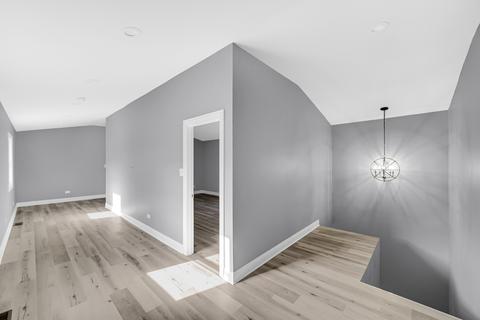 136 E 118th Pl, Chicago, IL 60628 photo 19