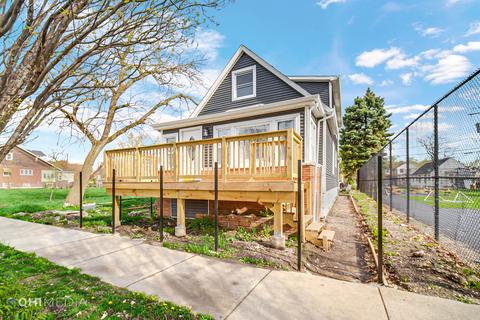 136 E 118th Pl, Chicago, IL 60628 photo 2