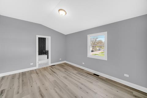 136 E 118th Pl, Chicago, IL 60628 photo 18
