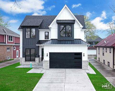 203 N Walnut St, Elmhurst, IL 60126