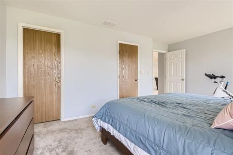 375 Aberdeen Ct #2, Bartlett, IL 60103 photo 17