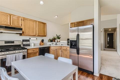 375 Aberdeen Ct #2, Bartlett, IL 60103 photo 6