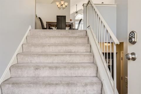 375 Aberdeen Ct #2, Bartlett, IL 60103 photo 4