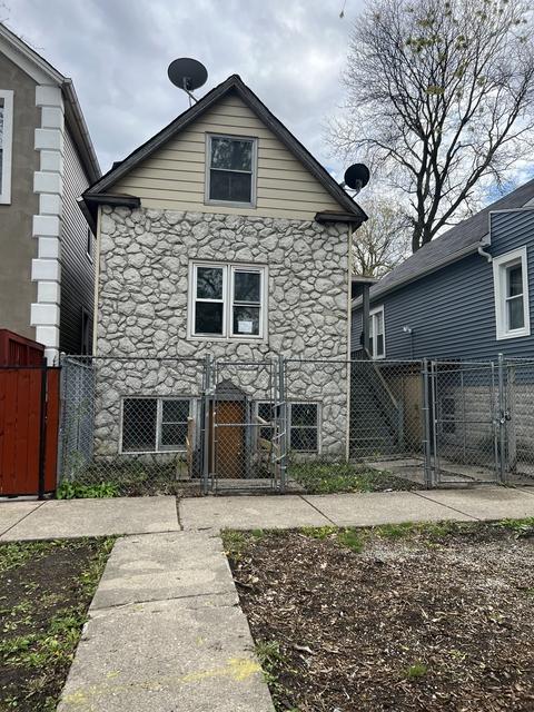 4921 W Hubbard St, Chicago, IL 60644