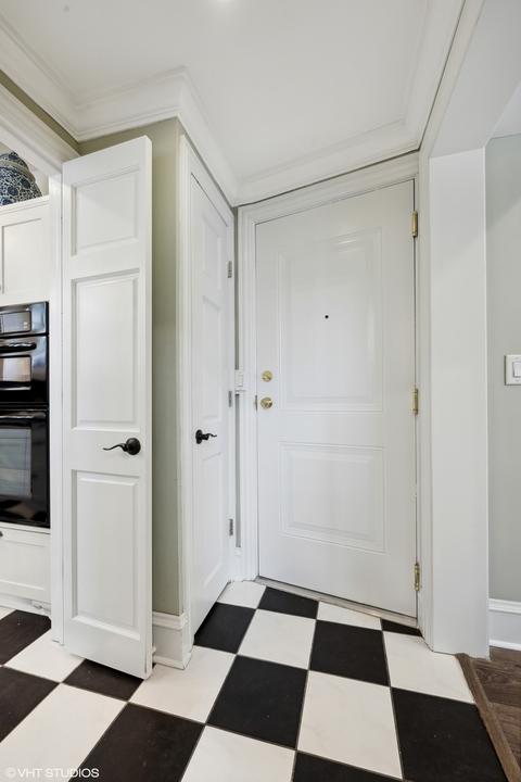 210 E Pearson Ave #15D, Chicago, IL 60611 photo 21