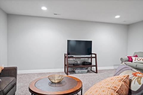 502 Raef Rd, Downs, IL 61736 photo 23