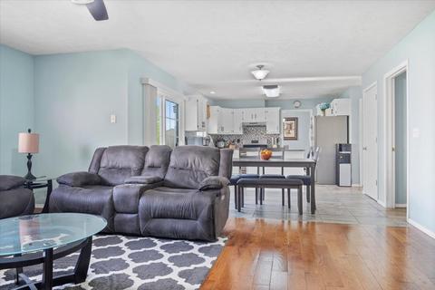 1500 Donegal Dr, Normal, IL 61761 photo 5
