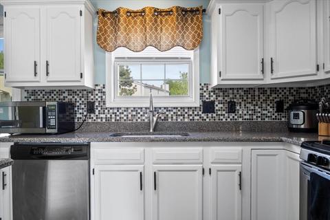 1500 Donegal Dr, Normal, IL 61761 photo 8