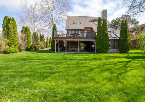 1287 Lake Holiday Dr, Lake Holiday, IL 60548