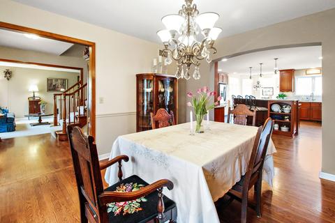 1027 Windgate Ct, Naperville, IL 60540 photo 5