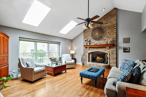 1027 Windgate Ct, Naperville, IL 60540 photo 12