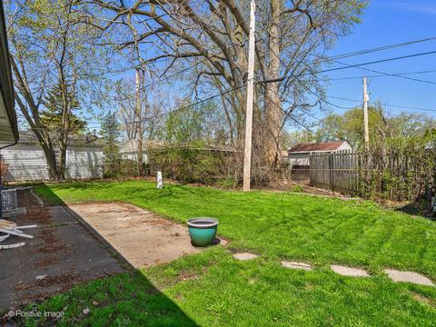 628 Bridget Pl, Wheeling, IL 60090 photo 14
