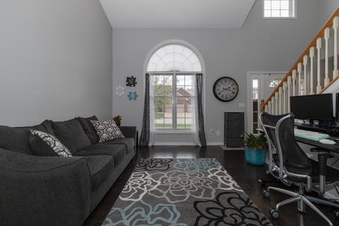 2334 Heather Ridge Dr, Normal, IL 61761 photo 3
