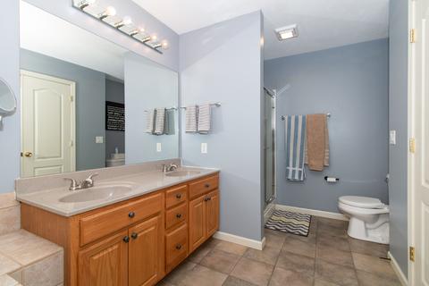 2334 Heather Ridge Dr, Normal, IL 61761 photo 18