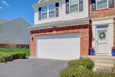 12902 Blue Spruce Dr, Plainfield, IL 60585 photo 4