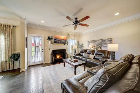 12902 Blue Spruce Dr, Plainfield, IL 60585 photo 9