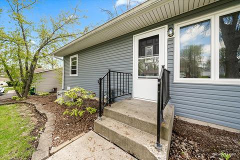 1324 Brandywine Cir, Batavia, IL 60510 photo 5