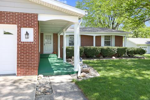 8 Julie Dr, Ludlow, IL 60949 photo 3