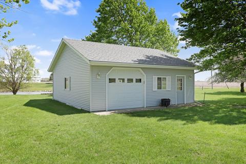 8 Julie Dr, Ludlow, IL 60949 photo 20