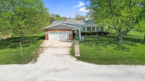 8 Julie Dr, Ludlow, IL 60949 photo 2