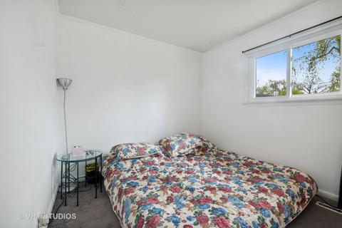 261 Renee Ter, Wheeling, IL 60090 photo 9