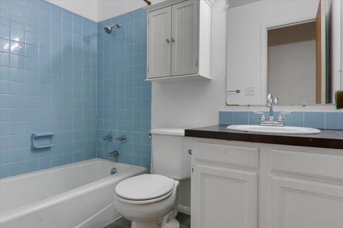 103 S Towanda Ave #7, Normal, IL 61761 photo 9