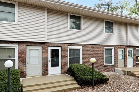 103 S Towanda Ave #7, Normal, IL 61761 photo 1