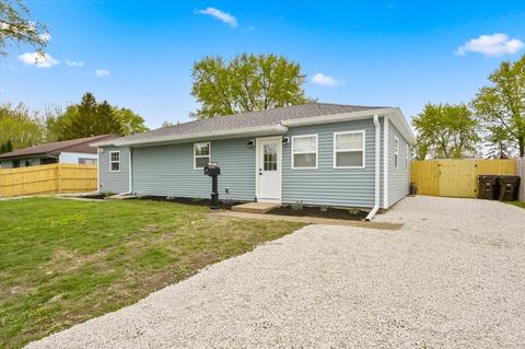1085 Eastview Dr, Rantoul, IL 61866
