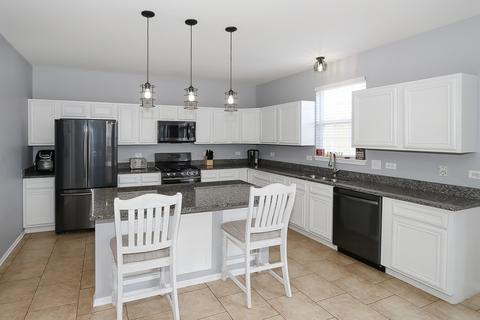 331 Weymouth Ave, Elgin, IL 60124 photo 13