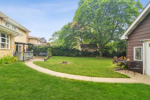 1022 Crimson Dr, Wheeling, IL 60090 photo 25