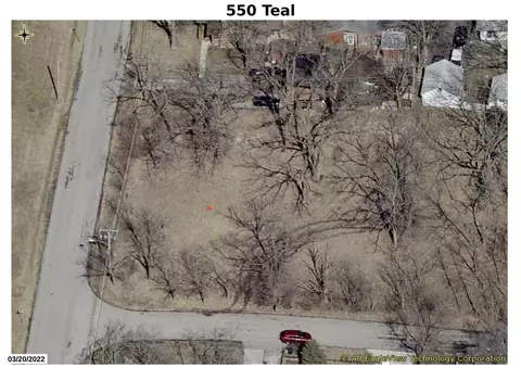 550 Teal Ave, Elgin, IL 60123