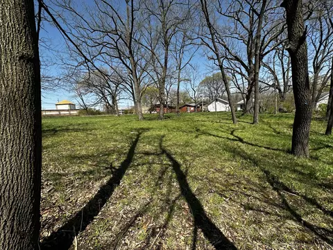 550 Teal Ave, Elgin, IL 60123 photo 3