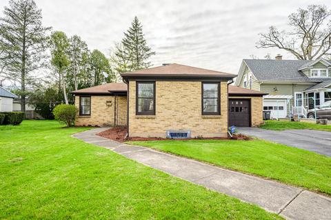 1165 Hill Ave, Elgin, IL 60120